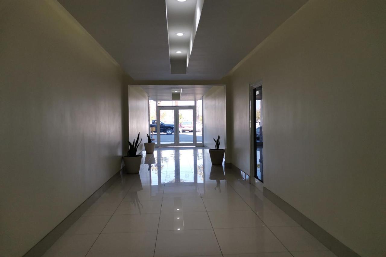 Capital O Hotel Plaza, Мехикали Екстериор снимка