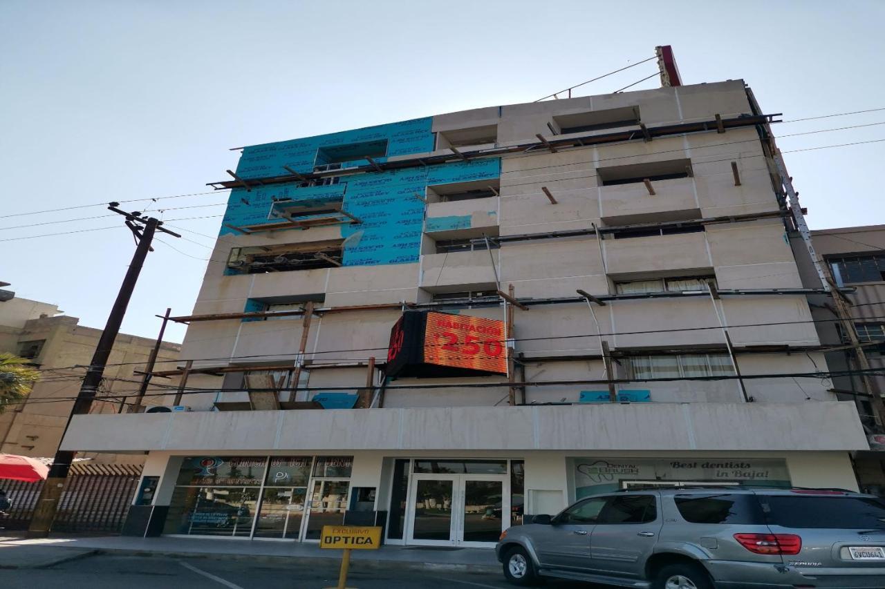 Capital O Hotel Plaza, Мехикали Екстериор снимка
